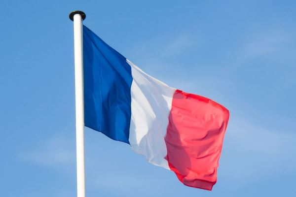 Французские предприятия обязали самостоятельно определять меры для экономии энергии 