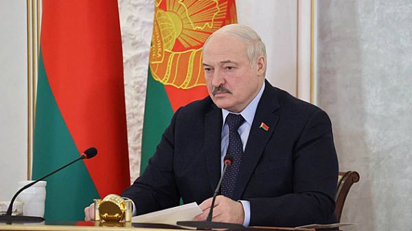 Лукашенко: Достичь мира на Украине можно за неделю при согласии США и Британии