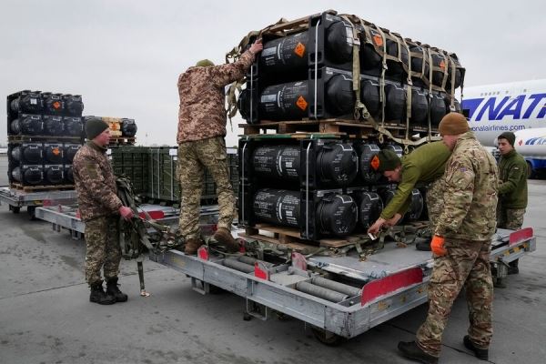 США планируют передать Киеву броневики и боеприпасы в рамках пакета помощи в $725 млн 