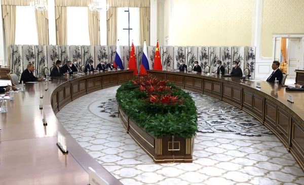 Владимир Путин: «Внешнеполитический тандем Москвы и Пекина играет ключевую роль в обеспечении глобальной и региональной стабильности»