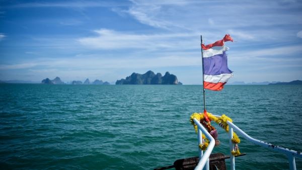 Власти Таиланда сняли все коронавирусные ограничения и отменили режим ЧП 
